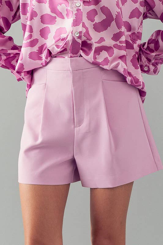 HIGH WAIST HIDDEN CLOSURE PLEATED SHORTS: WHITE / S-2/M-2/L-2