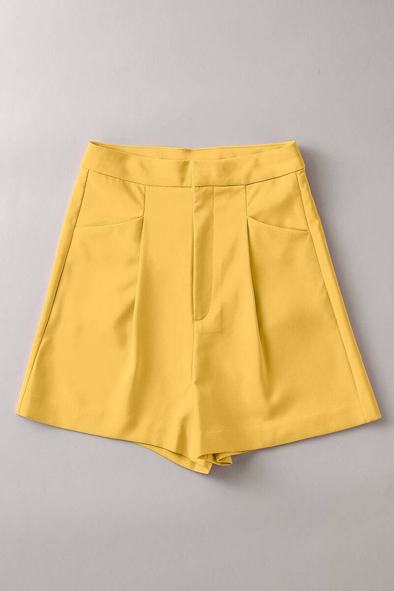 HIGH WAIST HIDDEN CLOSURE PLEATED SHORTS: WHITE / S-2/M-2/L-2